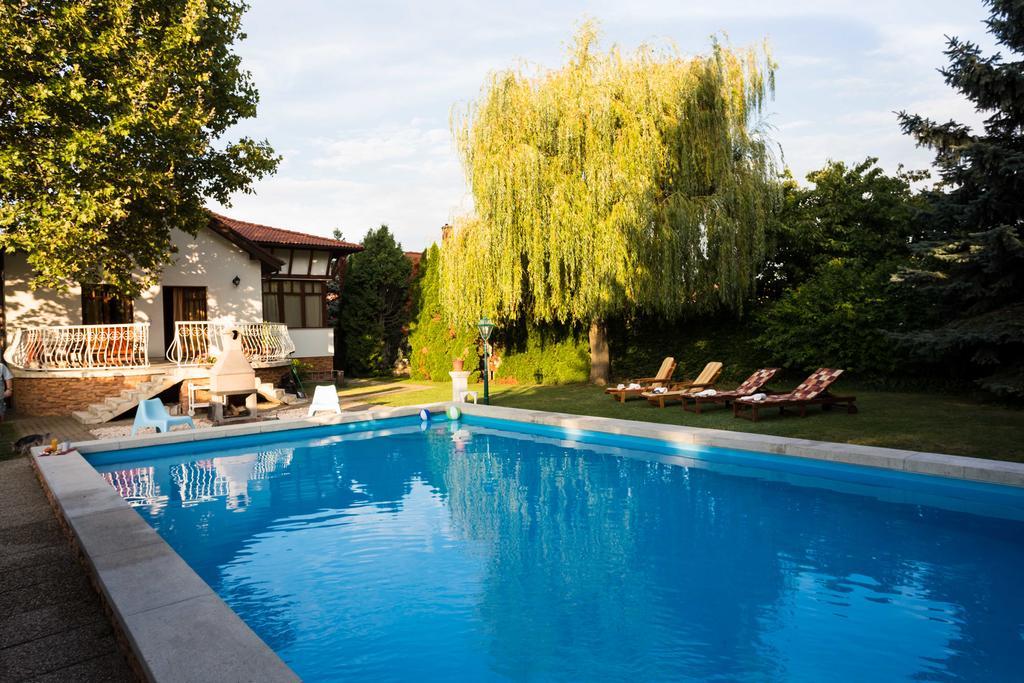 Mercedes Garden Villa Budapest Ngoại thất bức ảnh